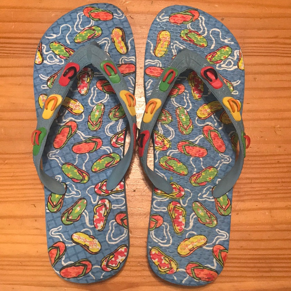 Unique flip flop sandals!
